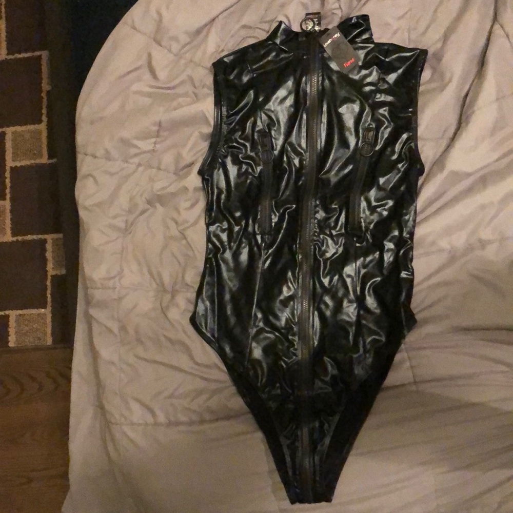 BNWT love honey wet look bodysuit with zipper crotch